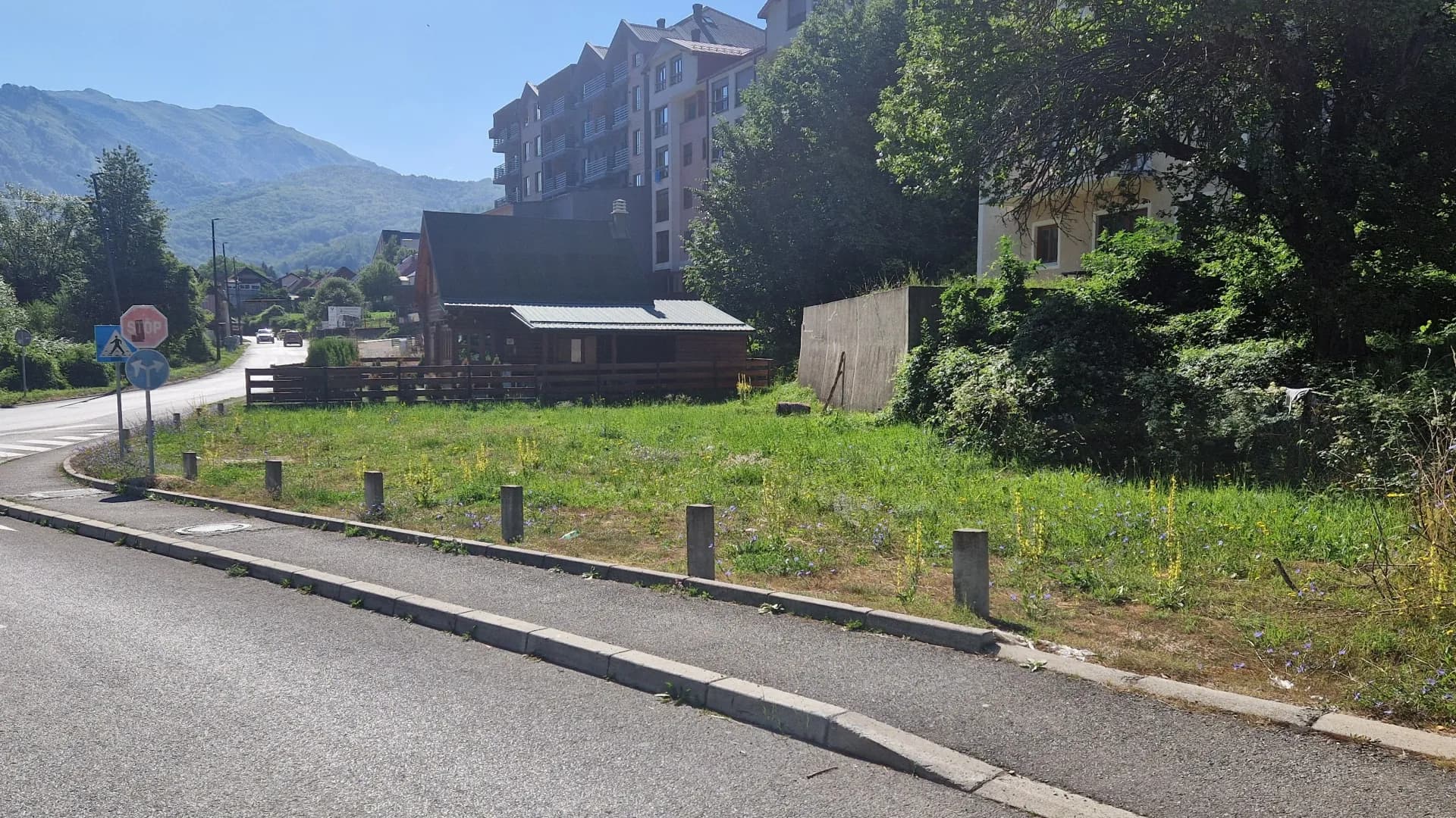 Prodaja, plac, 350m², Centar, Kolašin