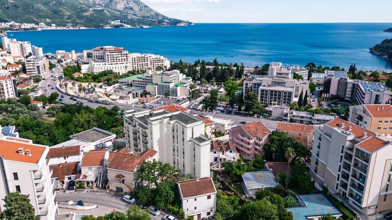 Prodaja, dvosoban stan, 57m², Bečići, Budva