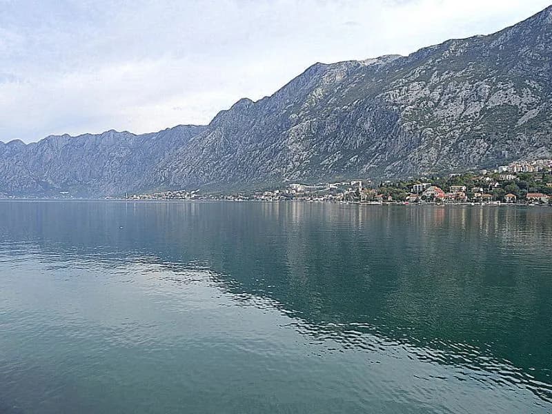 Prodaja, kuća, 323m², Škaljari, Kotor