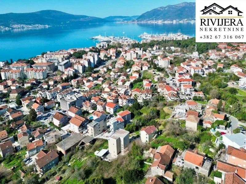 Prodaja, kuća, 300m², Kalimanj, Tivat
