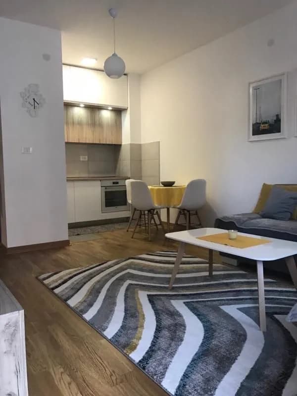 Izdavanje, jednosoban stan, 43m², City Kej, Podgorica