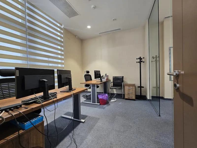 Prodaja, poslovni prostor, 370m², Blok 9, Podgorica