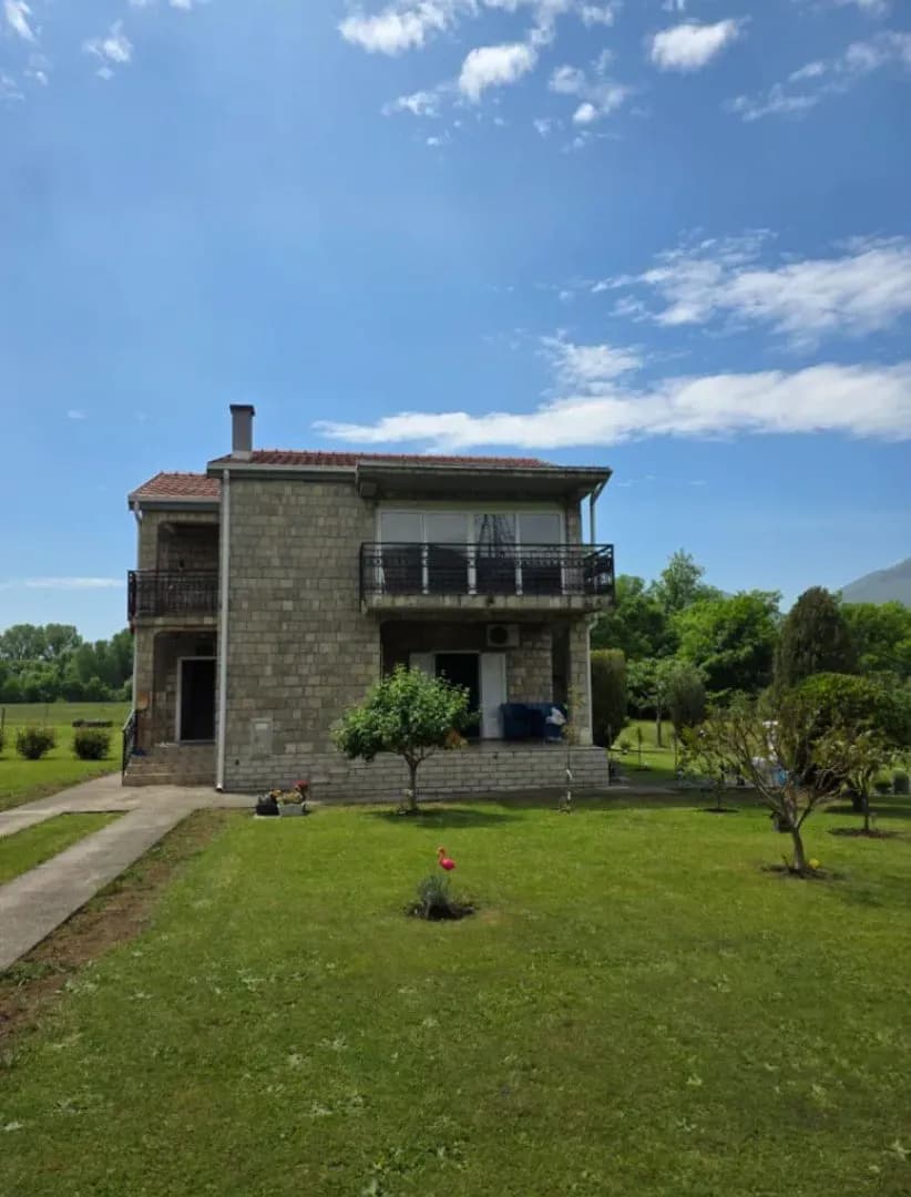 Prodaja, kuća, 160m², Danilovgrad, Crna Gora