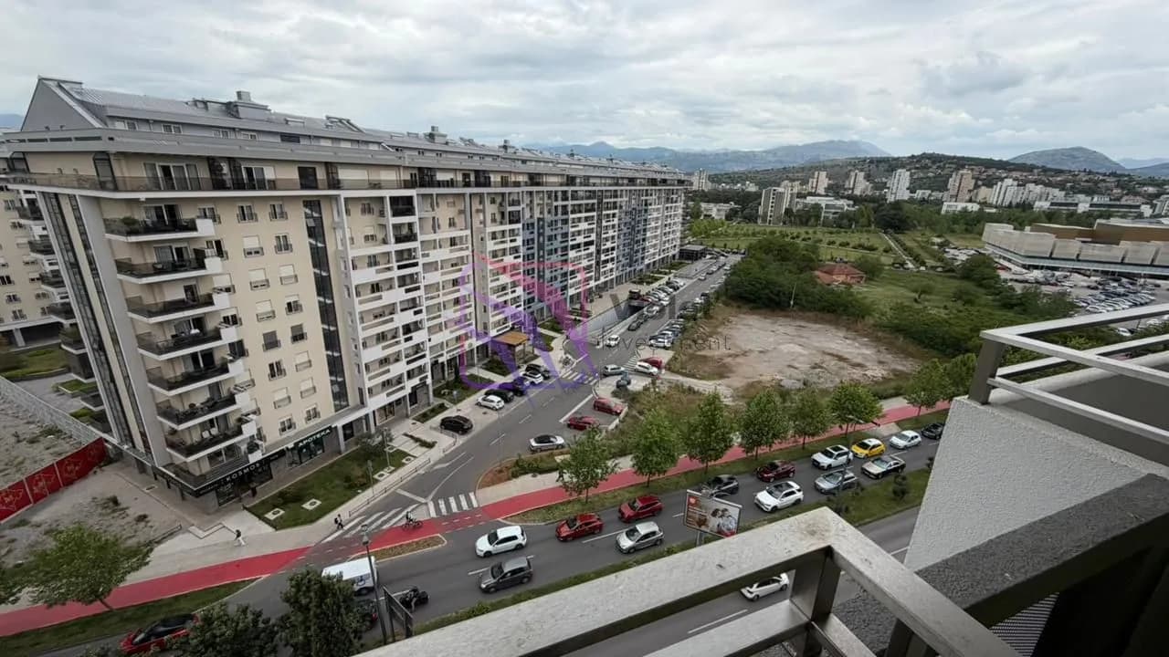 Prodaja, jednosoban stan, 40m², Central Point, Podgorica