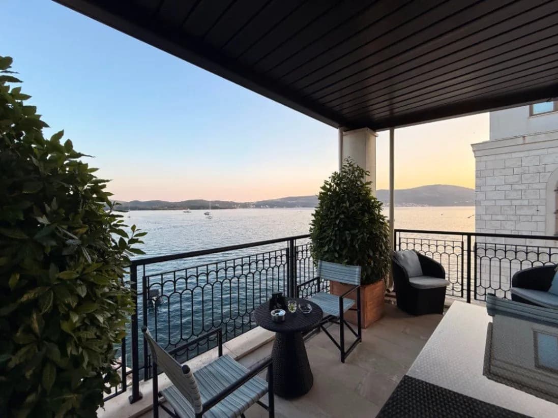 Prodaja, dvosoban stan, 135m², Porto Montenegro, Tivat