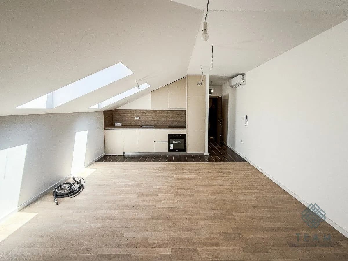 Prodaja, jednosoban stan, 50m², Tološi, Podgorica