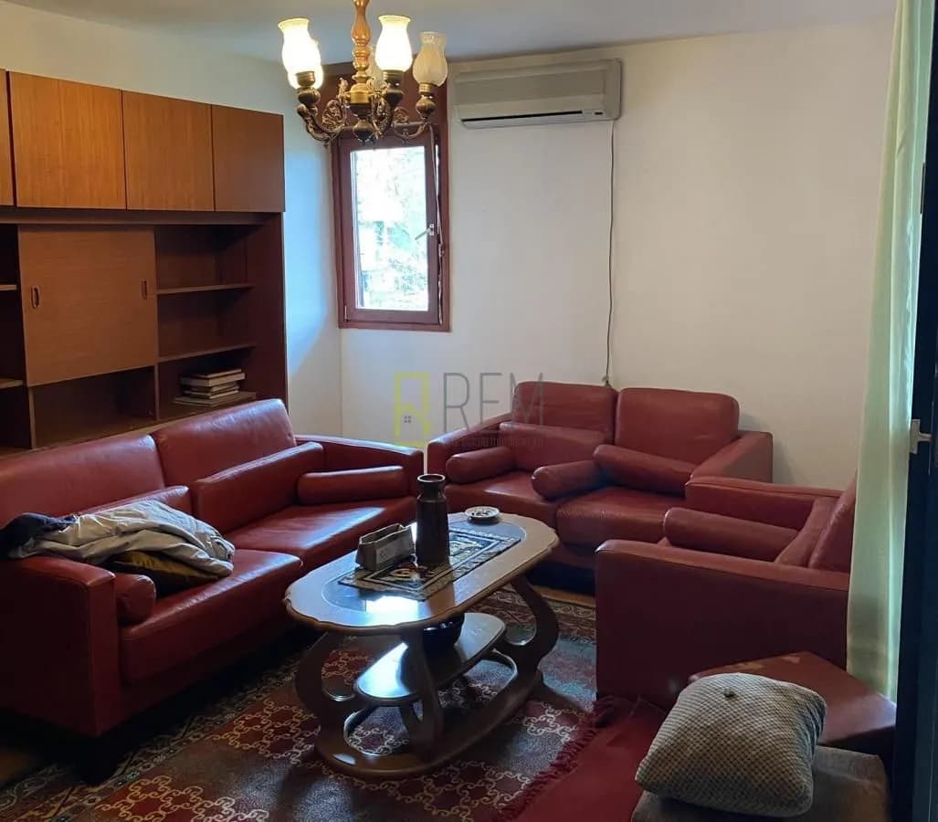 Prodaja, trosoban stan, 96m², Blok 5, Podgorica