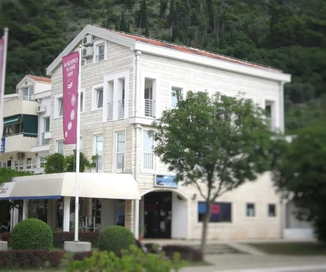 Prodaja, poslovni prostor, 85m², Budva, Crna Gora