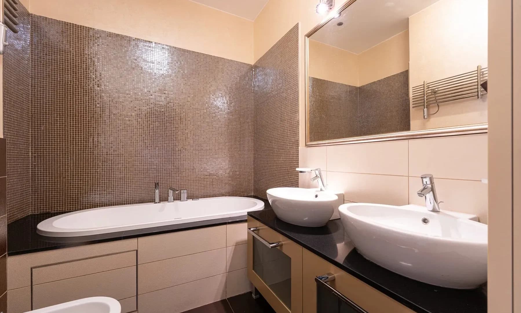 Prodaja, trosoban stan, 203m², Kod Capital Plaze, Podgorica