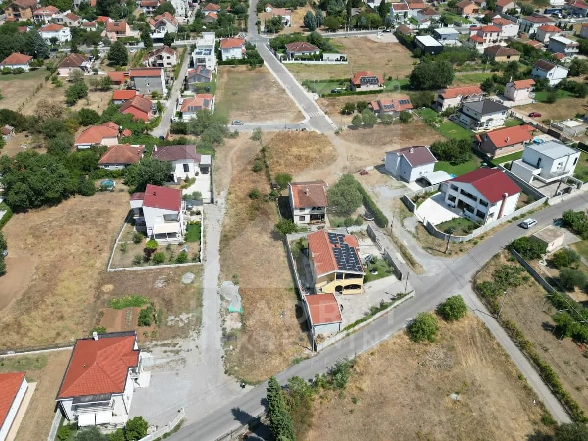Prodaja, plac, 932m², Gornja Gorica, Podgorica