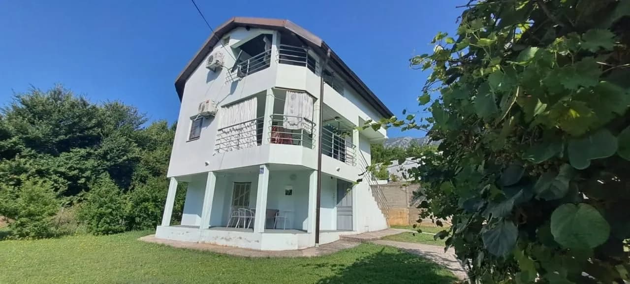 Prodaja, kuća, 152m², Zelenika, Podgorica