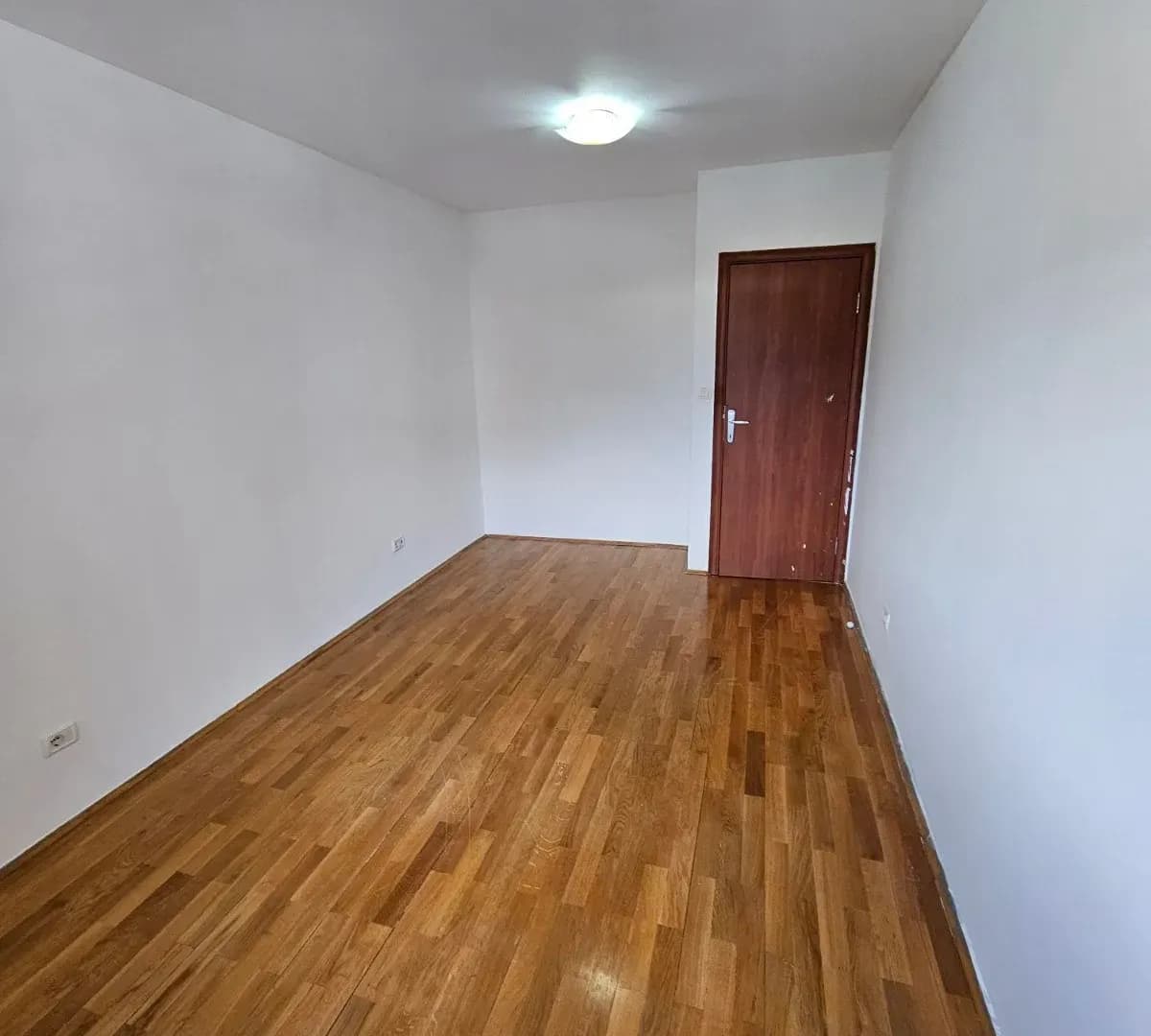 Prodaja, jednosoban stan, 45m², Stari Aerodrom, Podgorica
