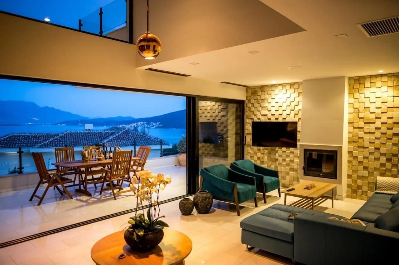 Prodaja, kuća, 490m², Đenovići, Herceg Novi
