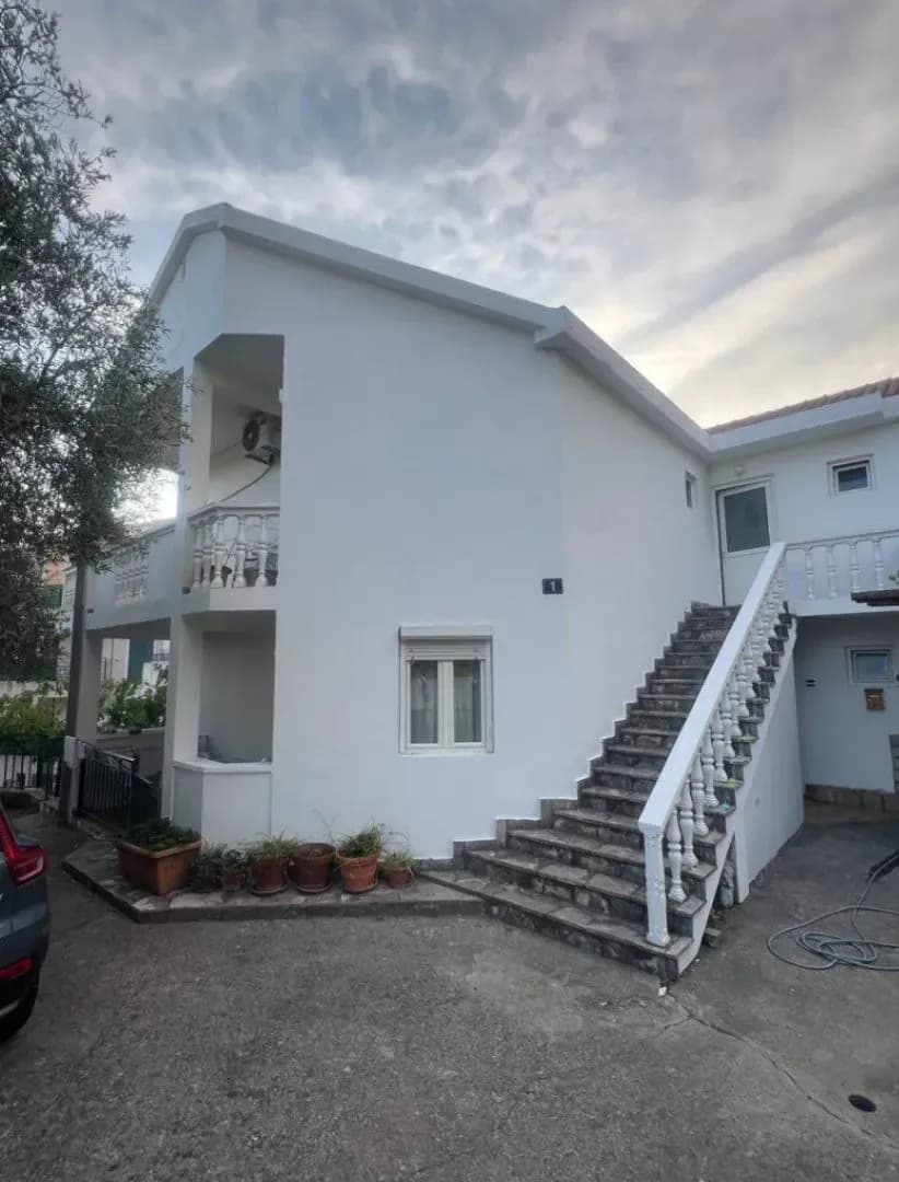 Prodaja, kuća, 404m², Petrovac, Budva