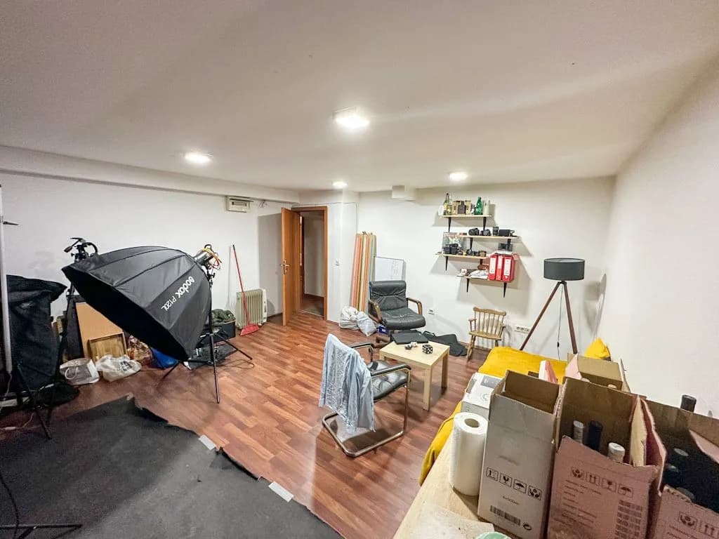 Prodaja, poslovni prostor, 32m², Centar, Podgorica