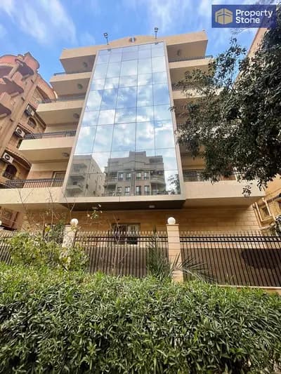 Licensed administrative building, 1800 square meters, fully equipped, directly on the Maadi Ring Road