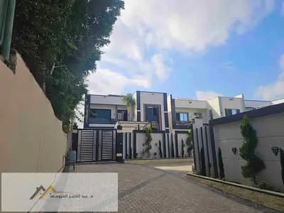 Villa registered with a blue contract, located inside a mini compound, with super luxe finishing, and negotiations and facilities available, including all utilities and services.