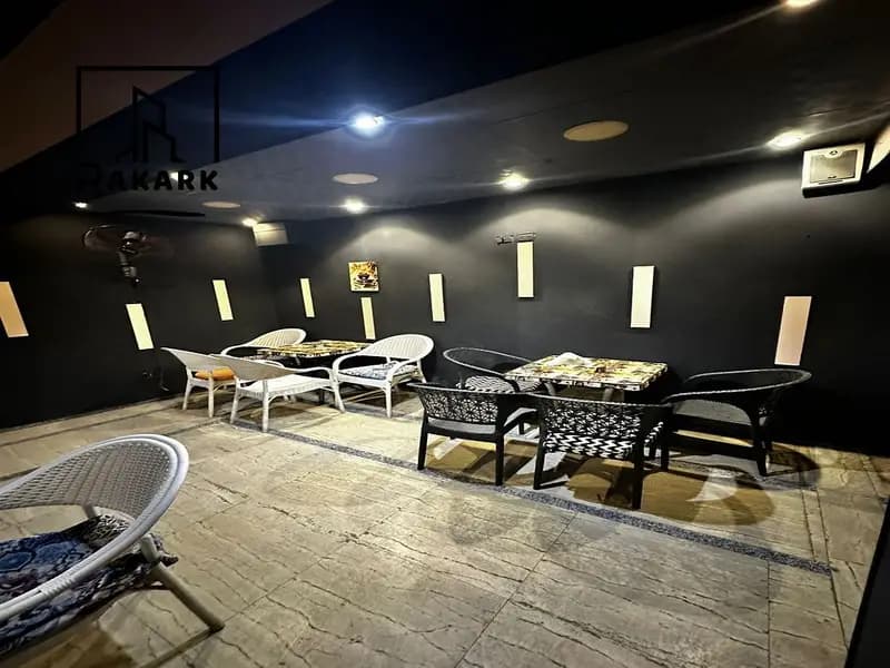 Furnished cafe for rent in Sheraton Airport in a vibrant location