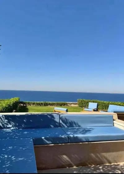 Villa town house dierct on sea view and pool view fully finished ready to move 19000.000