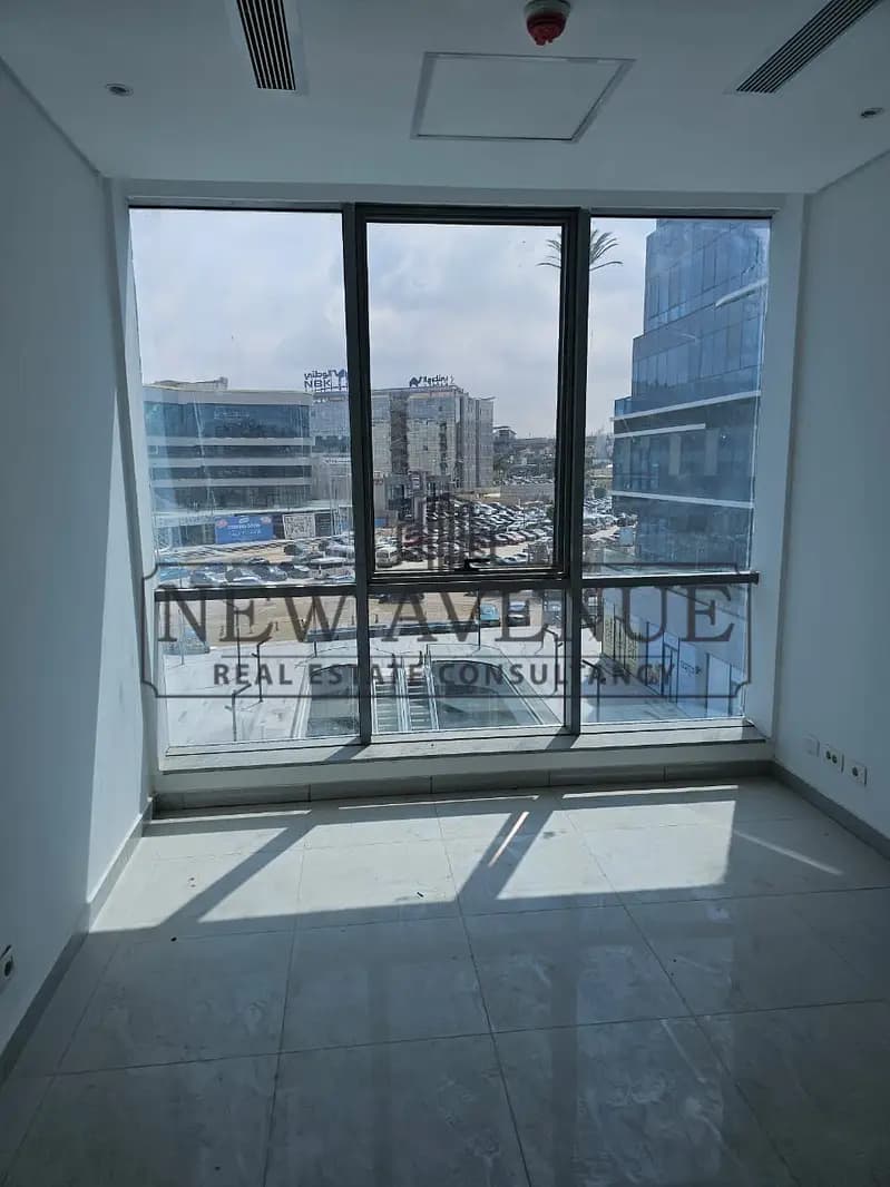 Clinic With Private Bathroom For Rent in Sector 1 Fully Finished