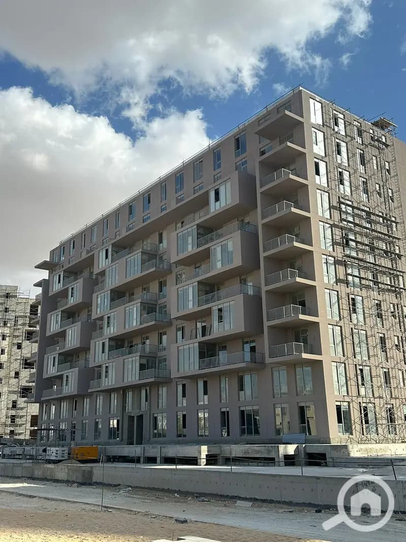 Clinic for Sale with Direct Frontage on the Central Axis – Fully Finished with AC'S in 205 Arkan Palm