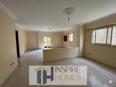 3-bedroom apartment for sale with a private garden