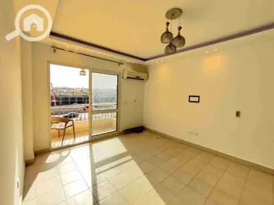 Apartment for rent in Al-Mustaqbal, second floor, kitchen and air conditioning.