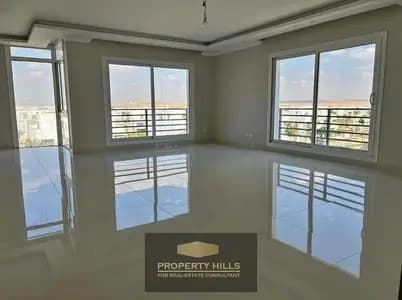 Fawry finished penthouse resale with a golf view in 6 October next to Mall of Egypt near Gardenia Park and Al-Nasaem.