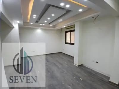 Ultra-modern office for rent, 180 sqm, air-conditioned, licensed, prime location, Degla Maadi, for large companies