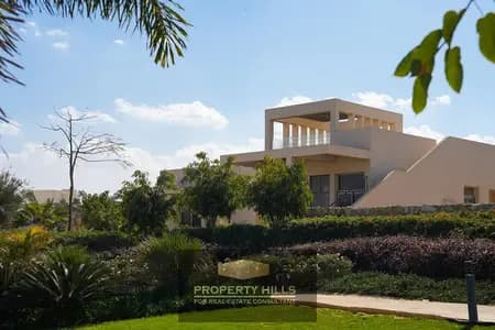 Villa Panorama View 620 meters with private swimming pool next to Wadi Degla Club, Gardenia Park and West Somed