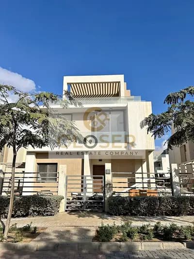 For sale Quattro villa 143m in the Origami Golf phase with a landscape view in Taj City compound