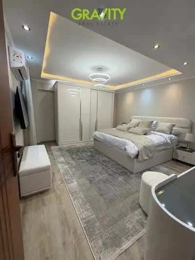Fifth Settlement Opportunity: Furnished apartment with appliances, air conditioning, and a fully equipped kitchen. Open view. Apartment for sale in An