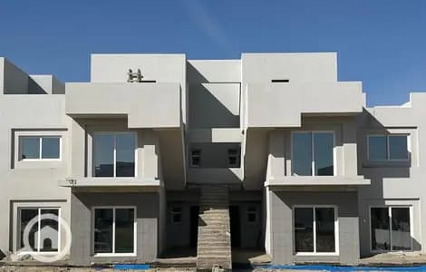 Apartment with garden design Villa in front of Beverly Hills