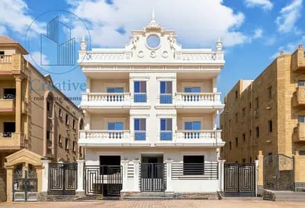 Apartment for sale with finishing and a private entrance in El Shorouk, strategically located in the heart of Mady Services Center