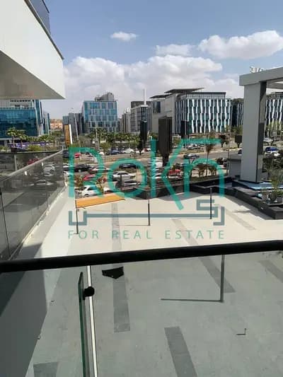 Office for rent, finished to an ultra-modern standard, with a terrace, located on Central Avenue, opposite Park Street on the main road.