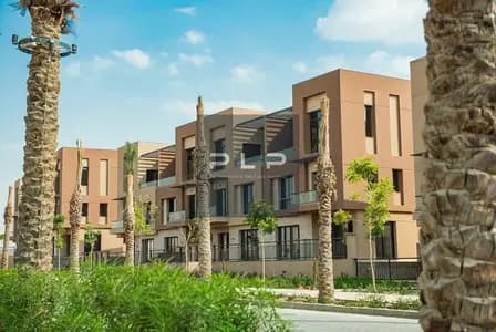 Premium Townhouse for Sale – District 5 (Marakez) Compound Immediate Delivery Fully Finished Ultra Superlux – Elevated Villa with Open Garden View