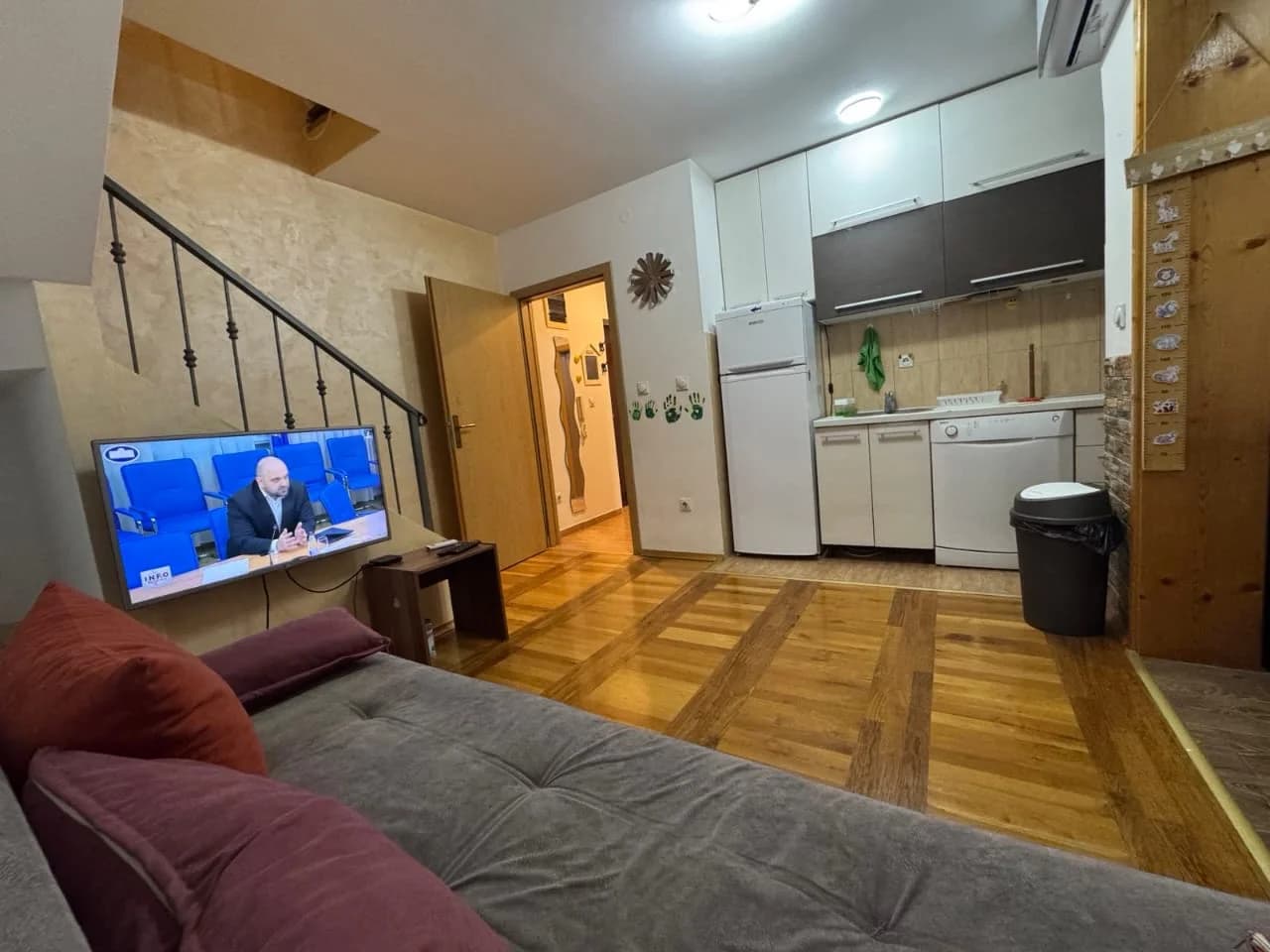 2 bedroom apartment
