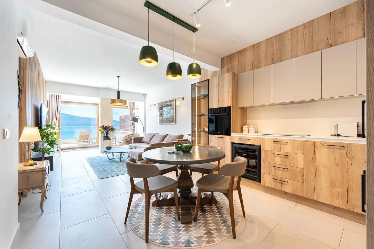 2 bedroom apartment