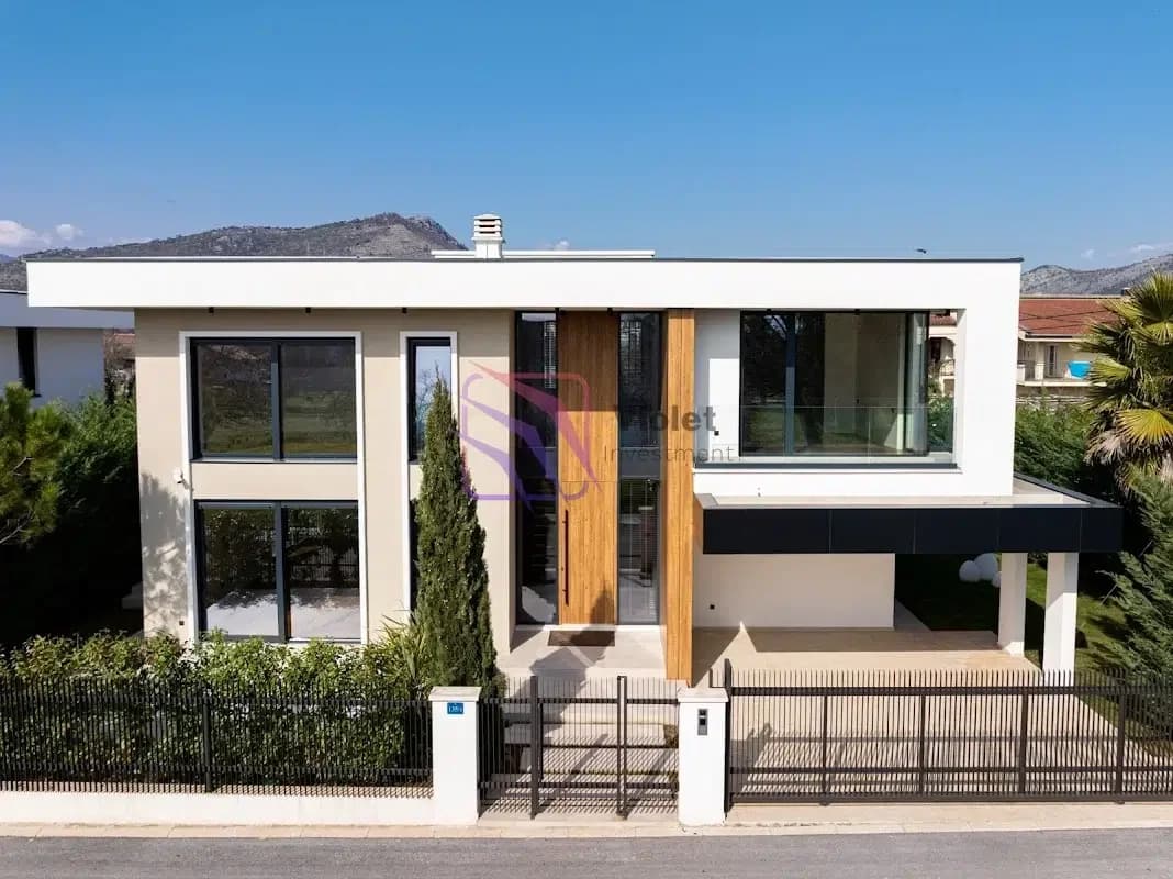 Villa 4 bedrooms