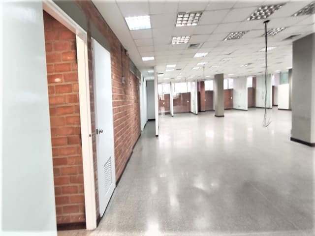 Oficina en Arriendo