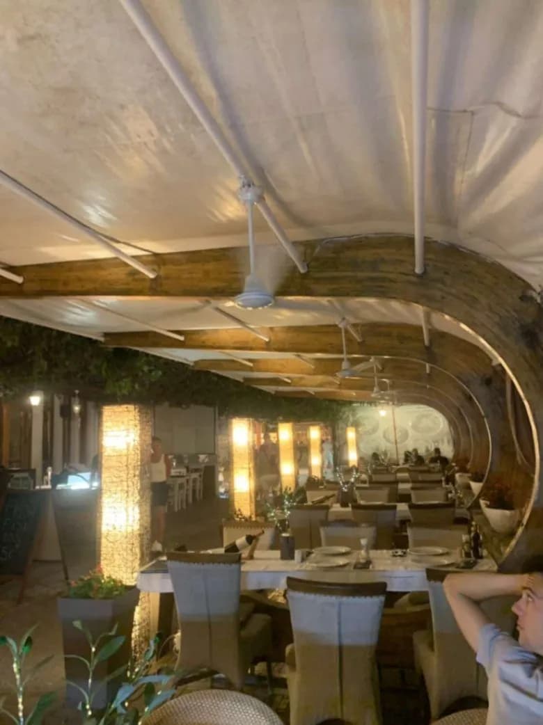 Prodaja, poslovni prostor, 334m², Rafailovići, Budva