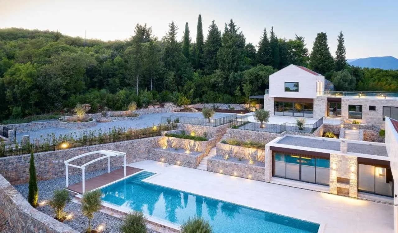 Prodaja, kuća, 432m², Tivat, Crna Gora