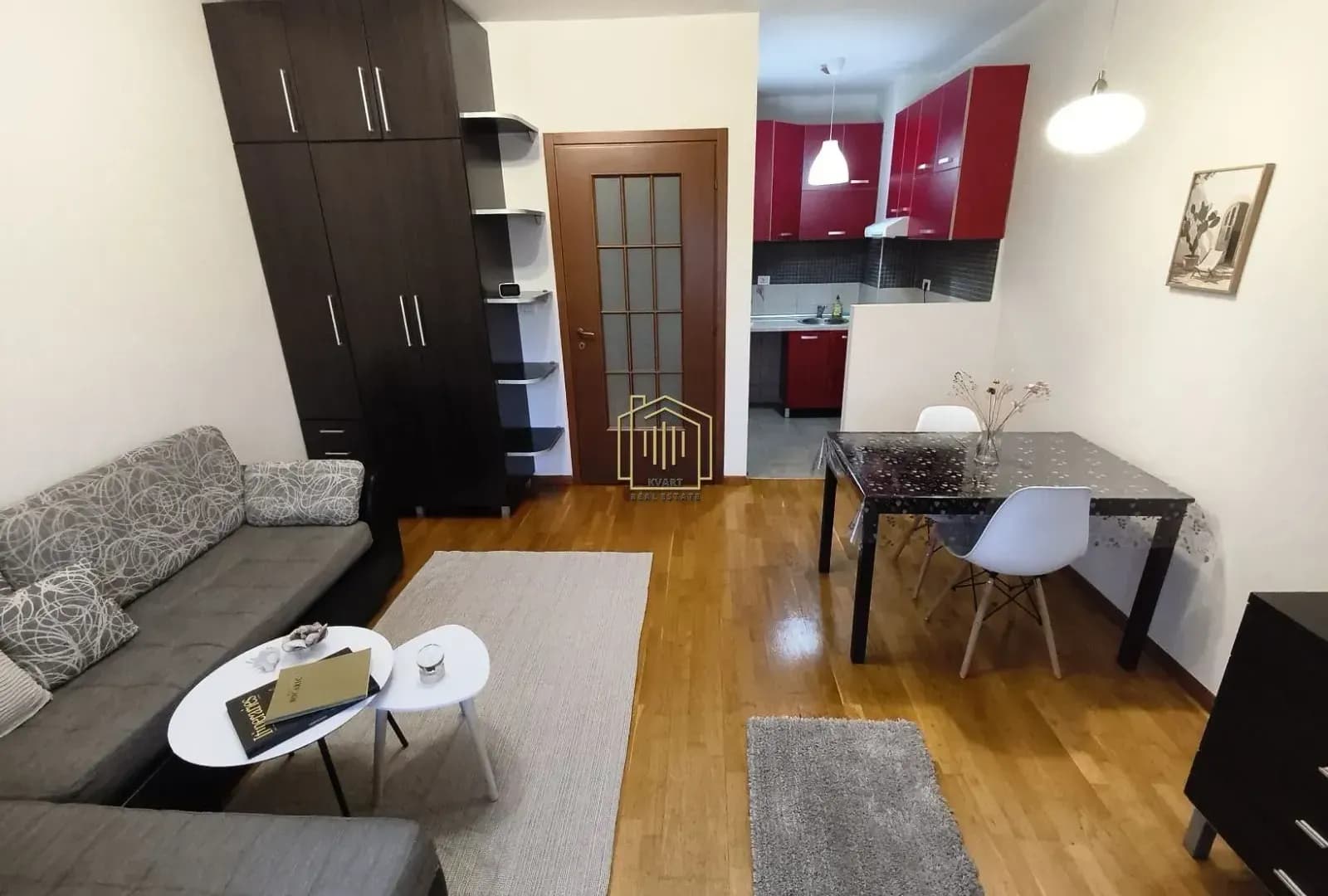 Izdavanje, stan, 37m², City Kvart, Podgorica