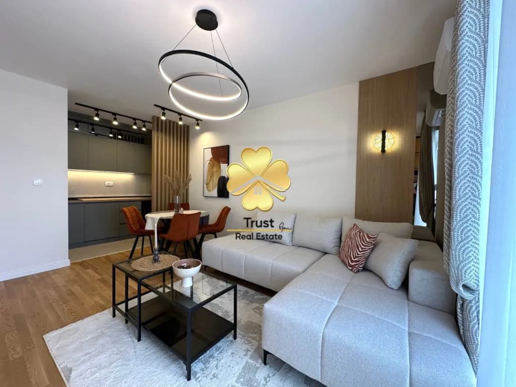 Izdavanje, jednosoban stan, 45m², Pobrežje, Podgorica