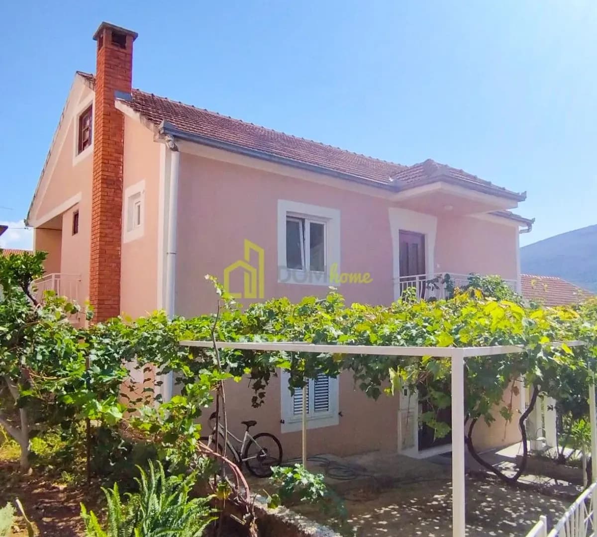 Prodaja, kuća, 160m², Đenovići, Herceg Novi