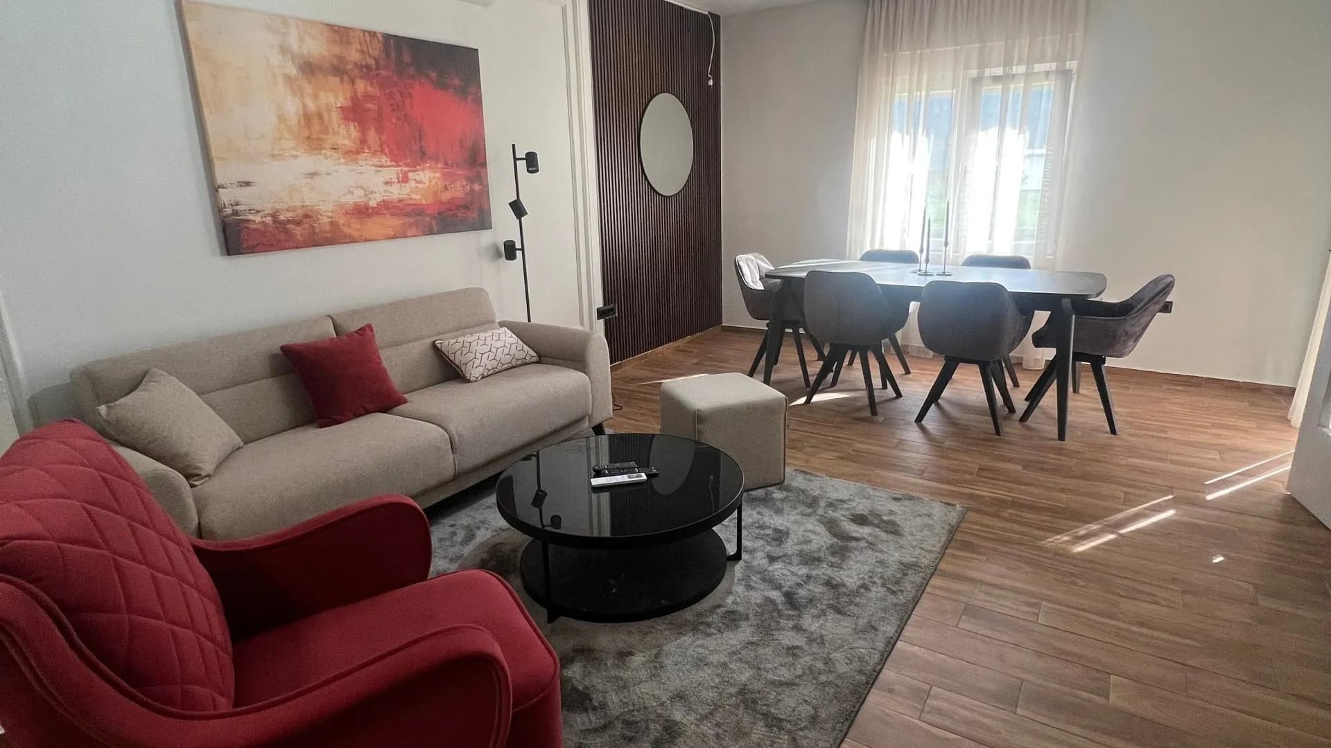 Izdavanje, trosoban stan, 100m², Tomba, Bar