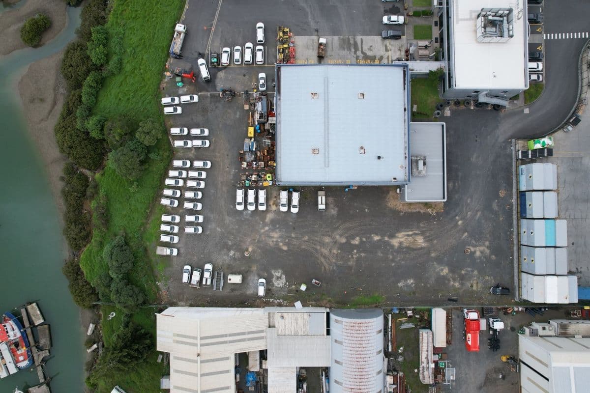 Flat Mount Wellington Yard | 3,262 m²