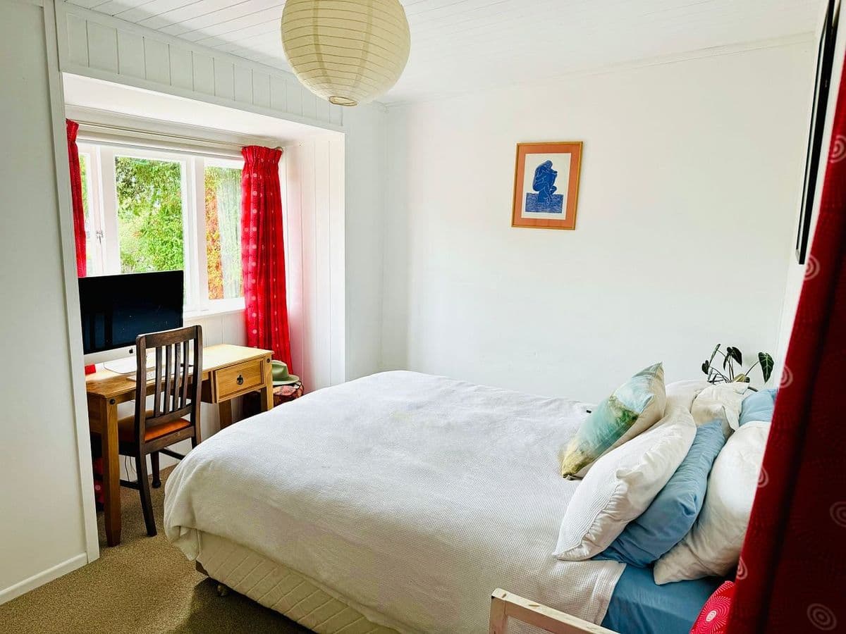 One week free! Dreaming of Surfdale in Winter Sun!