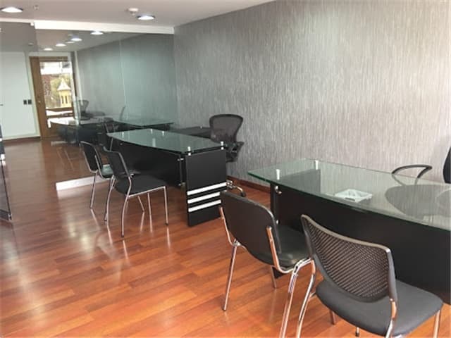 Oficina en Arriendo