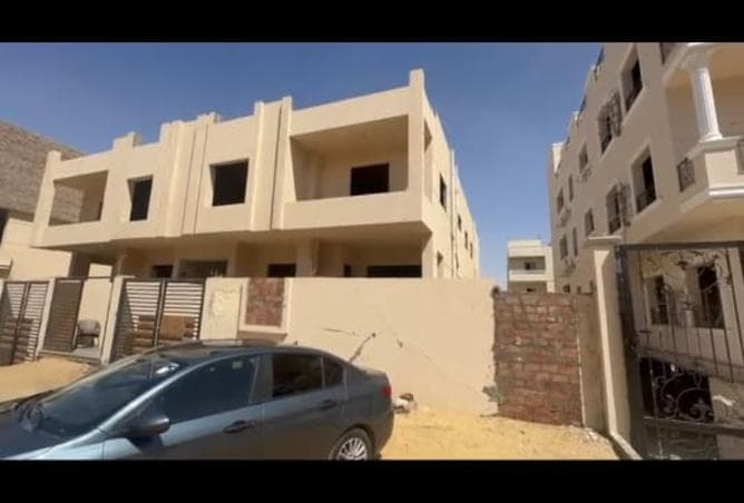 بالقرب من محور النصر و 90 الجنزبى و النائب العام